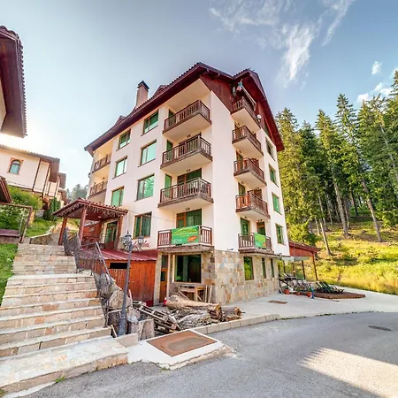 Cozy&stylish In Forest Glade By Flat Manаger